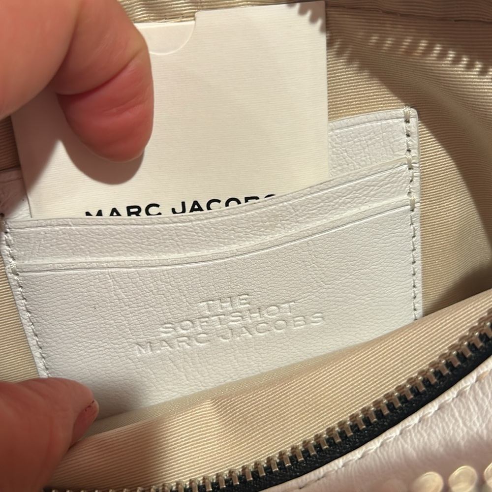 Marc Jacobs White Leather Softshot  Crossbody/Shoulder Bag - Picture 9 of 12